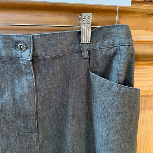 Christopher & Banks Skirt Pencil Stretch Midi Gray/Olive Green Women's Size 6 - Picture 5 of 6